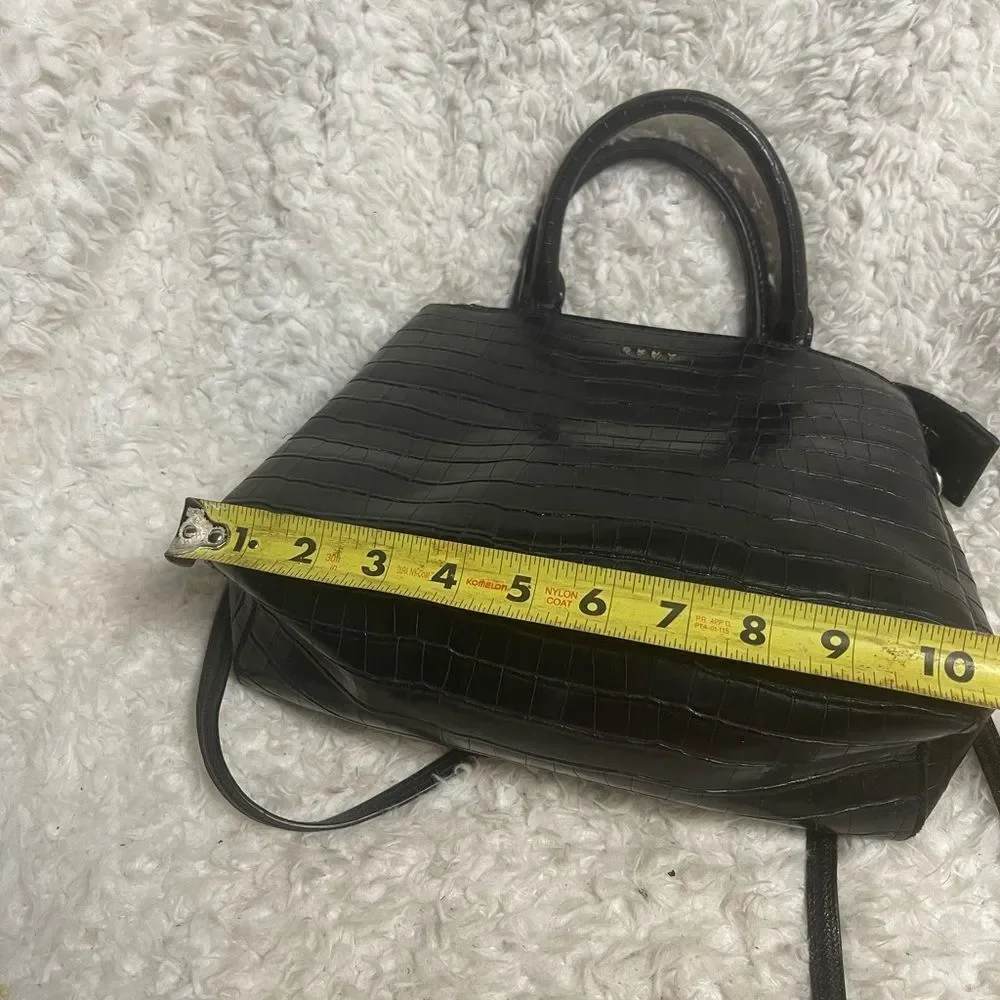 Dkny synthetic black